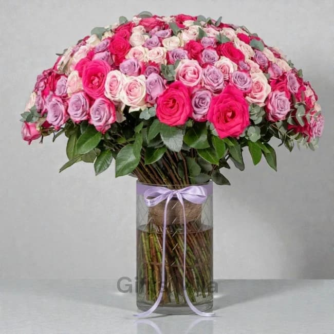 Awesome Mixed Roses Vase