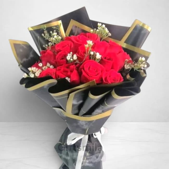 Classic Red Roses Bouquet