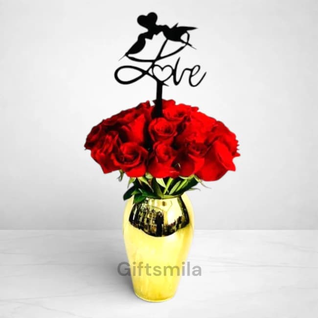 Love Red Roses Vase