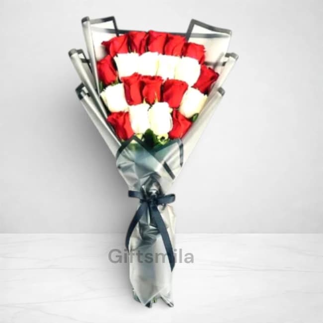 Red & White Roses Bouquet