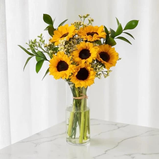 Sunflower Glass Vase Arrangement